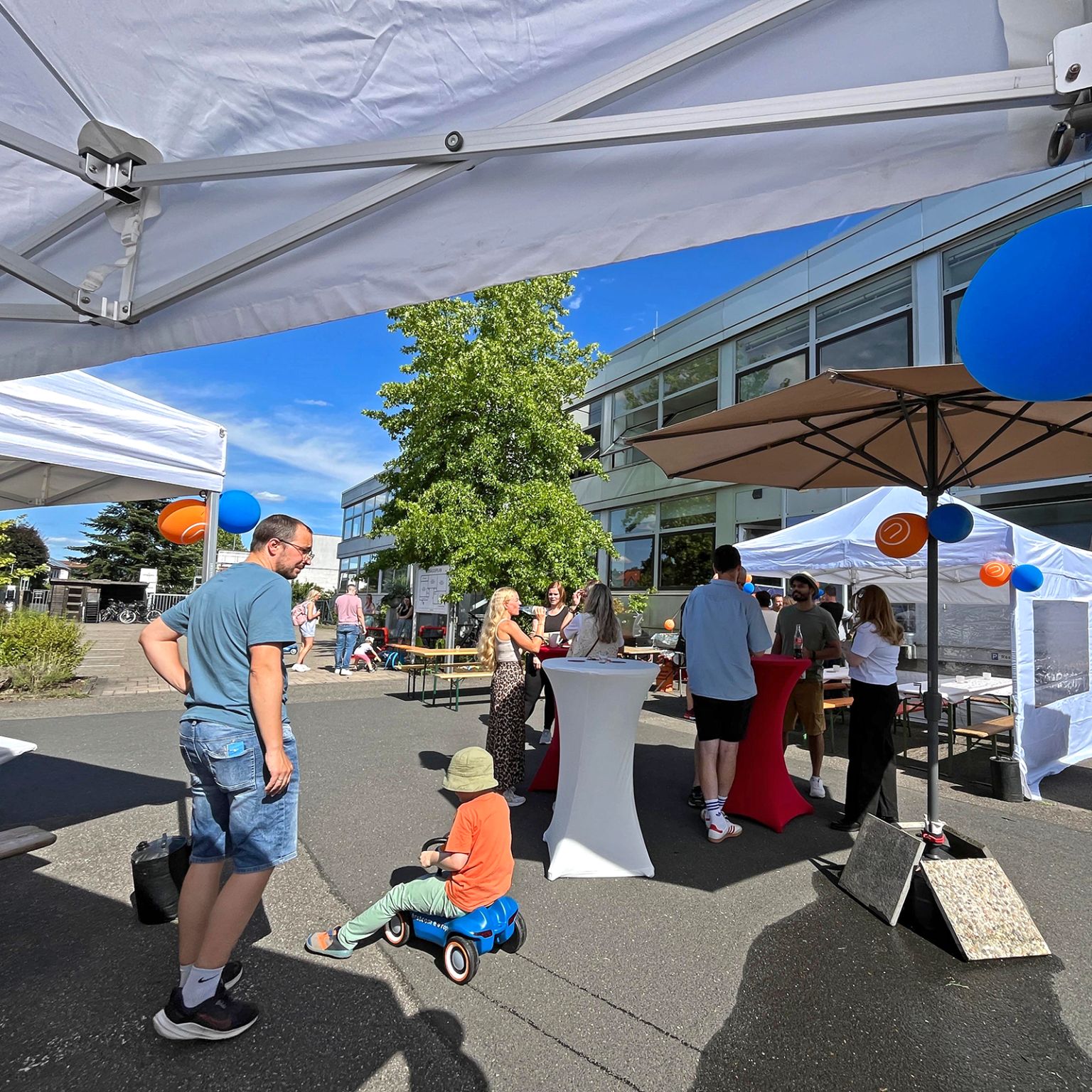 Sommerfest bei Firstcom Europe: Ein voller Erfolg!Bild
